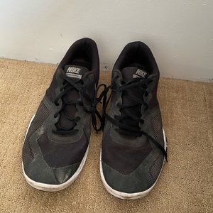 Nike training size 14